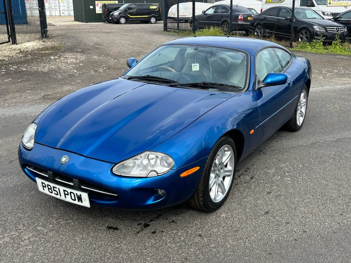 1997 Jaguar XK8 Coupe Auto - Image 4