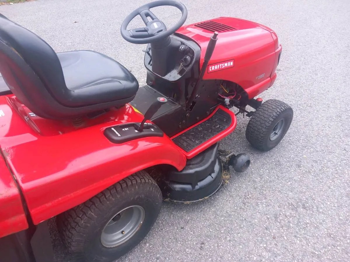 Ride on lawnmower - Image 3