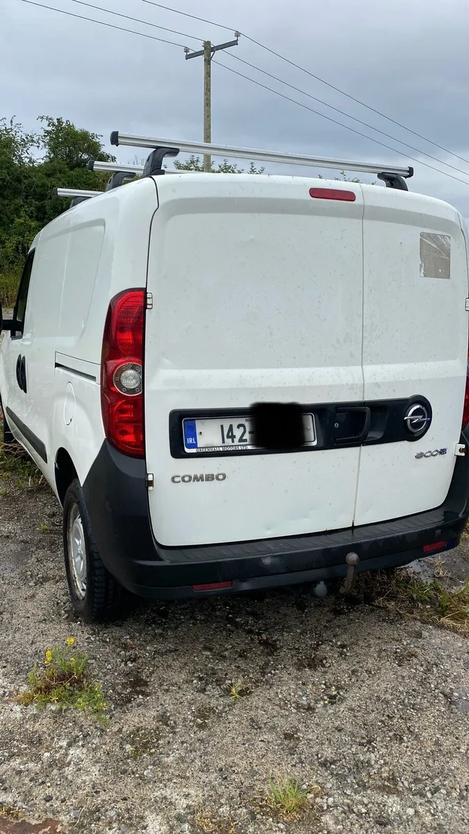 Van - Image 2