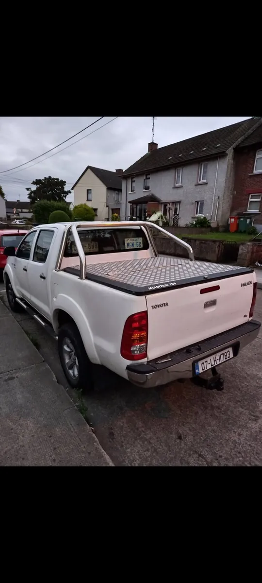 Toyota hilux - Image 1