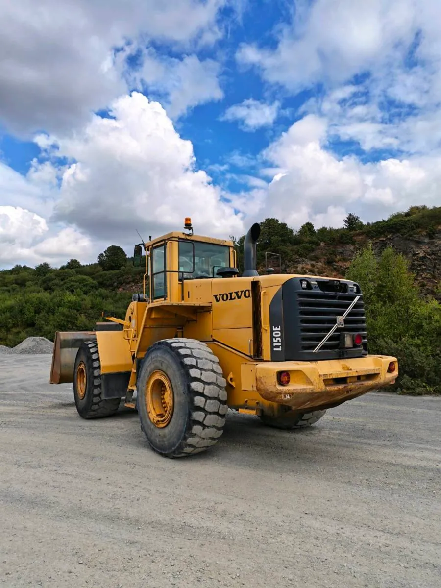 Volvo 150E Loading Shovel - Image 2