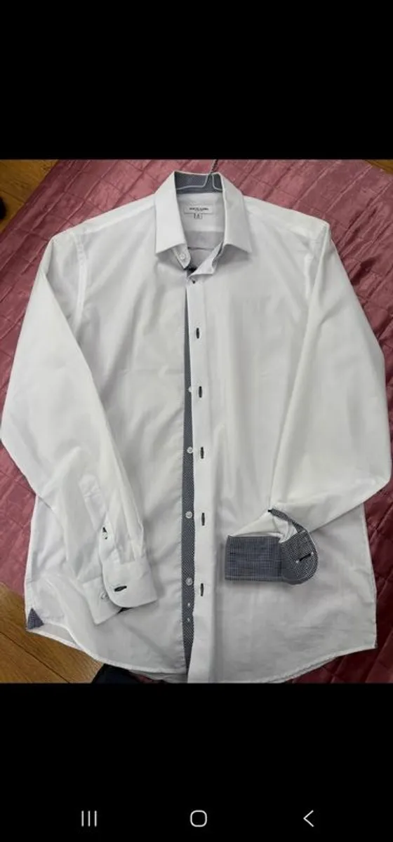 Suit - Image 4