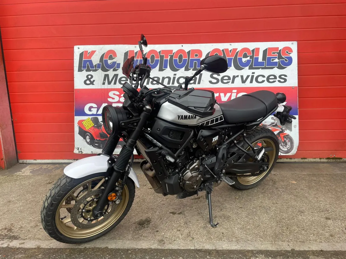 Yamaha XSR 700 Legacy Model - Image 4