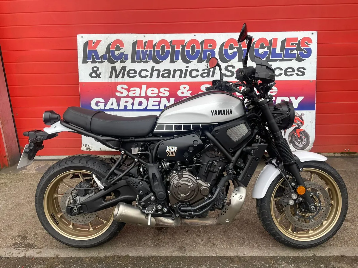 Yamaha XSR 700 Legacy Model - Image 2