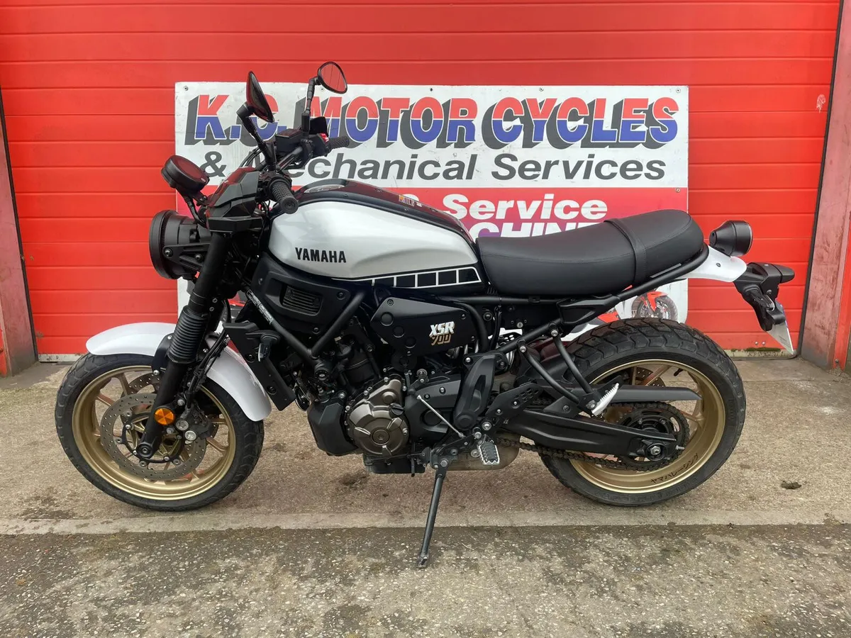 Yamaha XSR 700 Legacy Model - Image 3