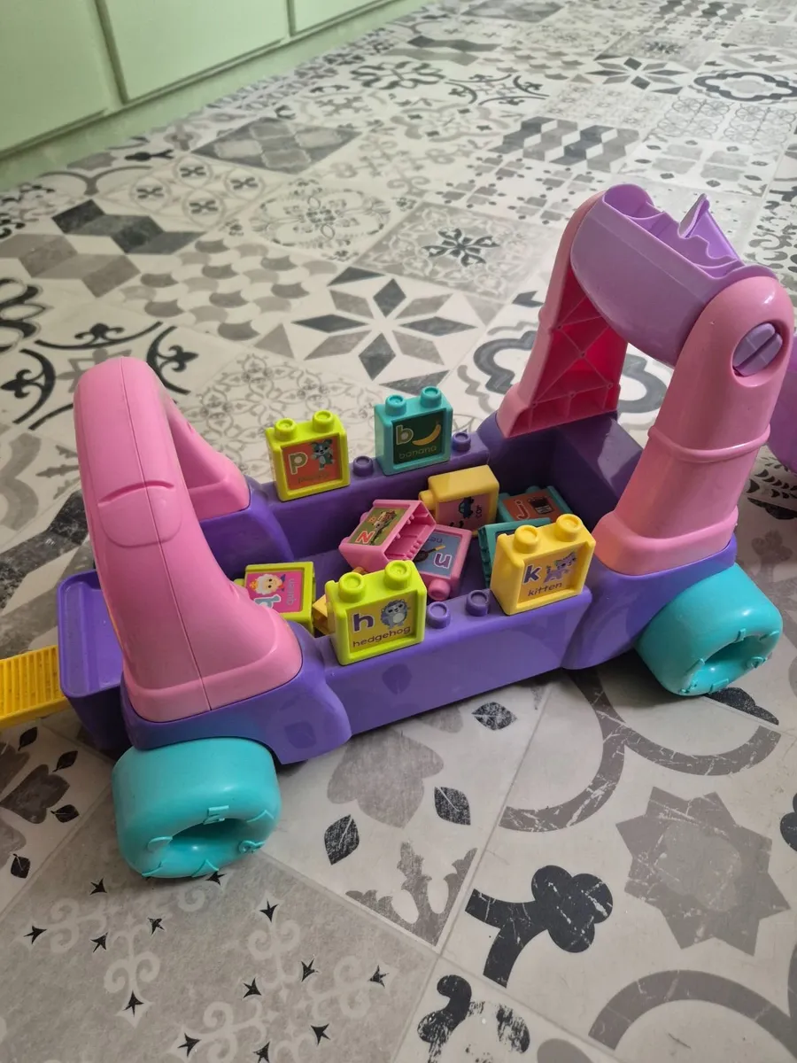 Vtech Baby Alphabet 4 in 1 Train - Image 2