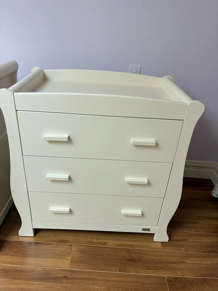 Oslo Cotbed with matching chest of drawers - Image 4
