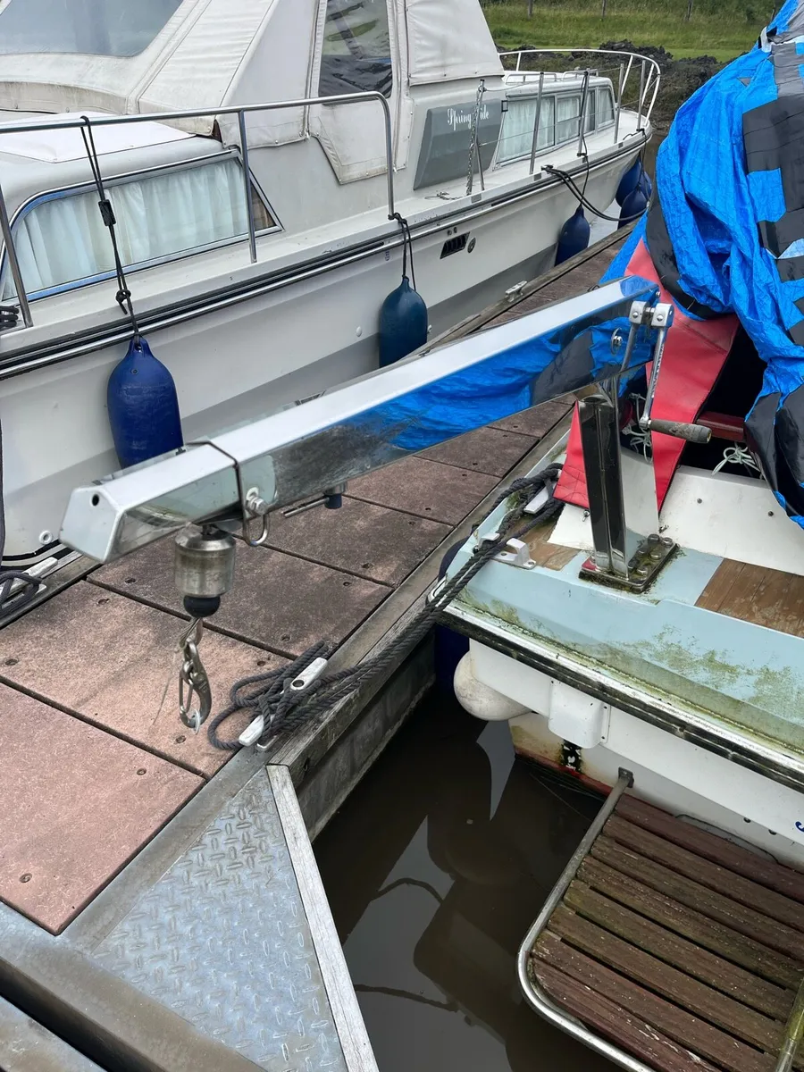 Whittall Davits - Image 1