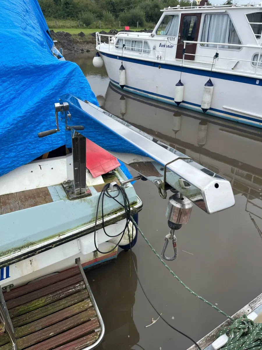Whittall Davits - Image 2