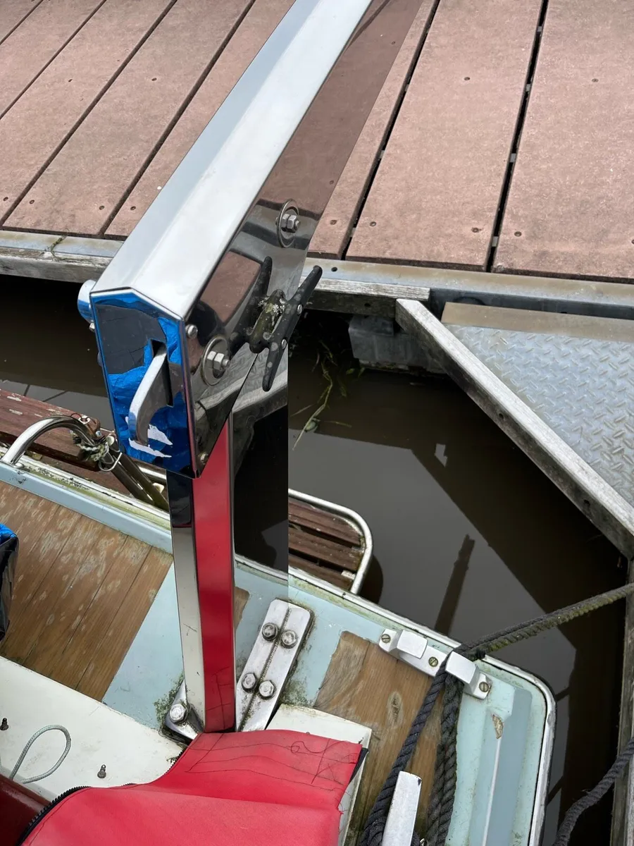 Whittall Davits - Image 4