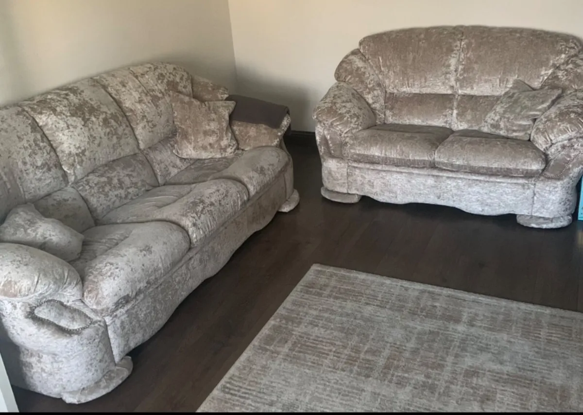 3-2-1 Sofa Set - Image 1