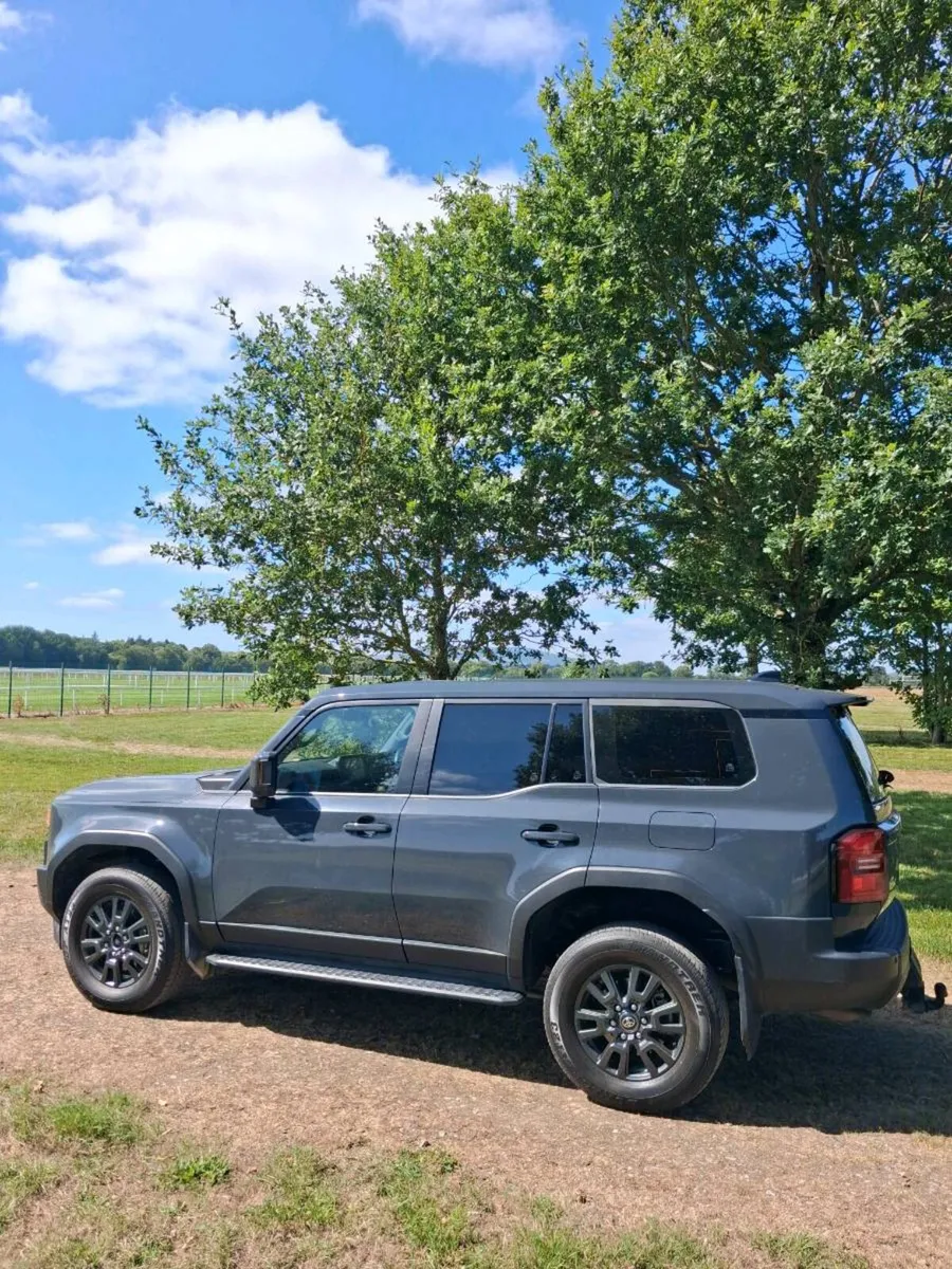 Toyota Landcruiser - Image 1