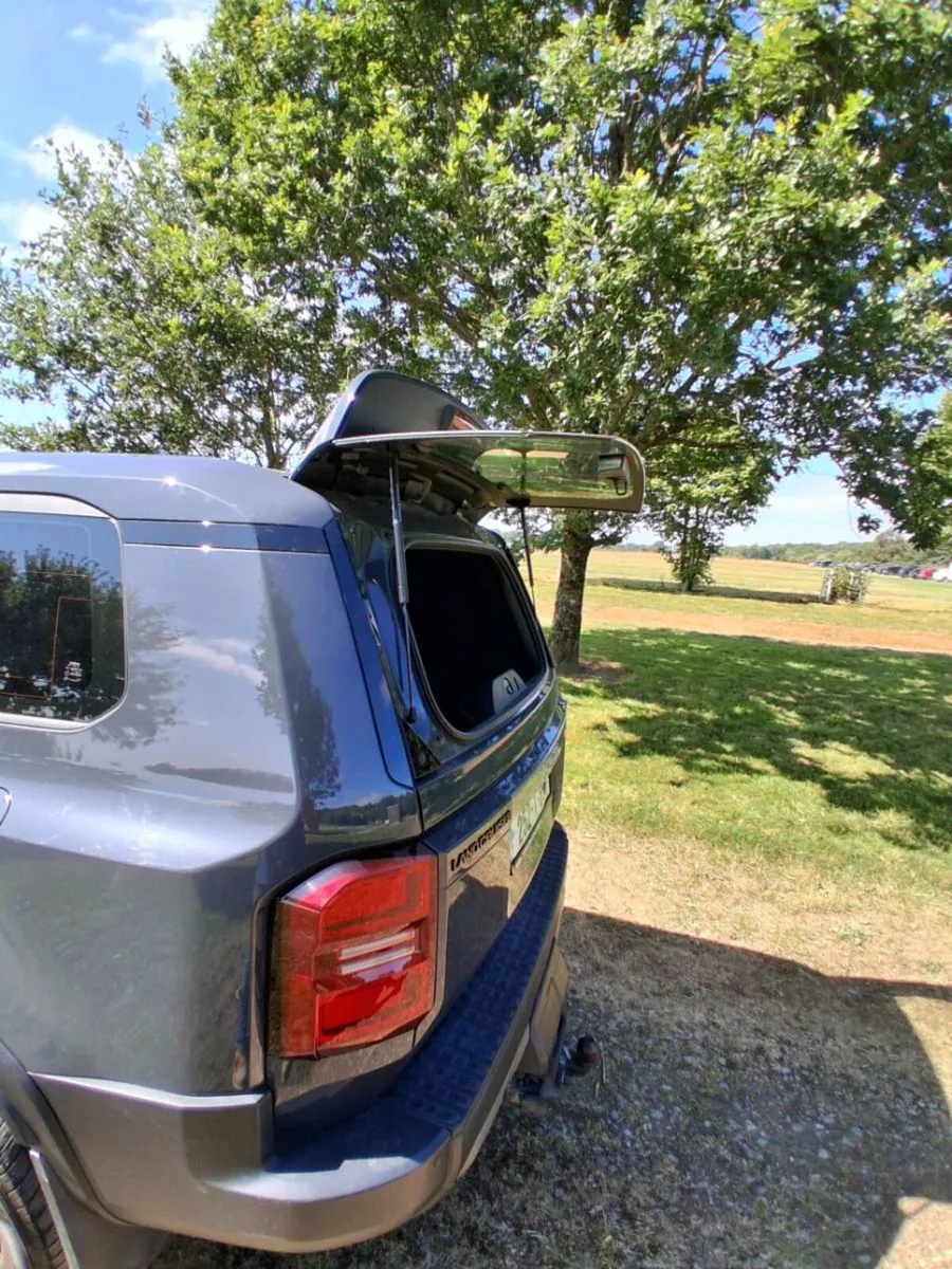 Toyota Landcruiser - Image 4