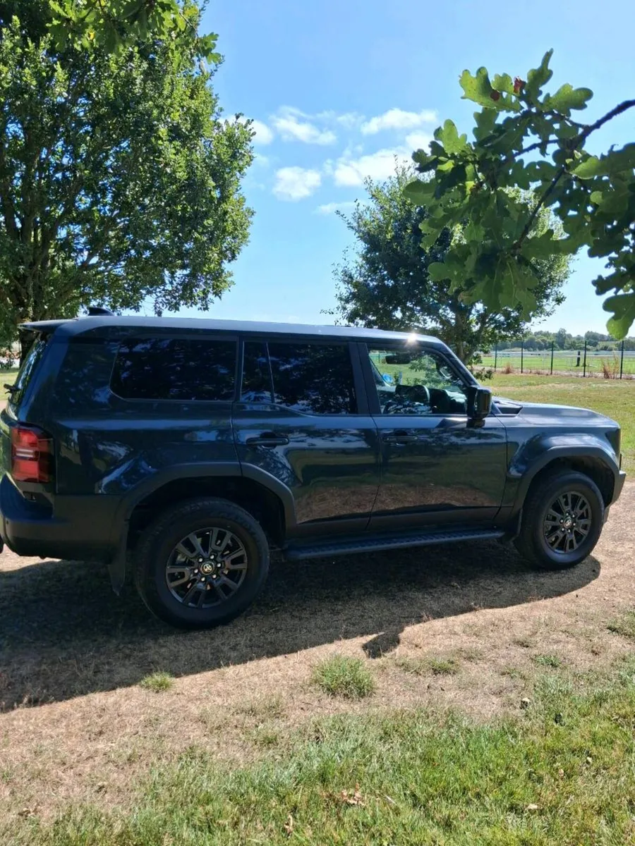 Toyota Landcruiser - Image 2