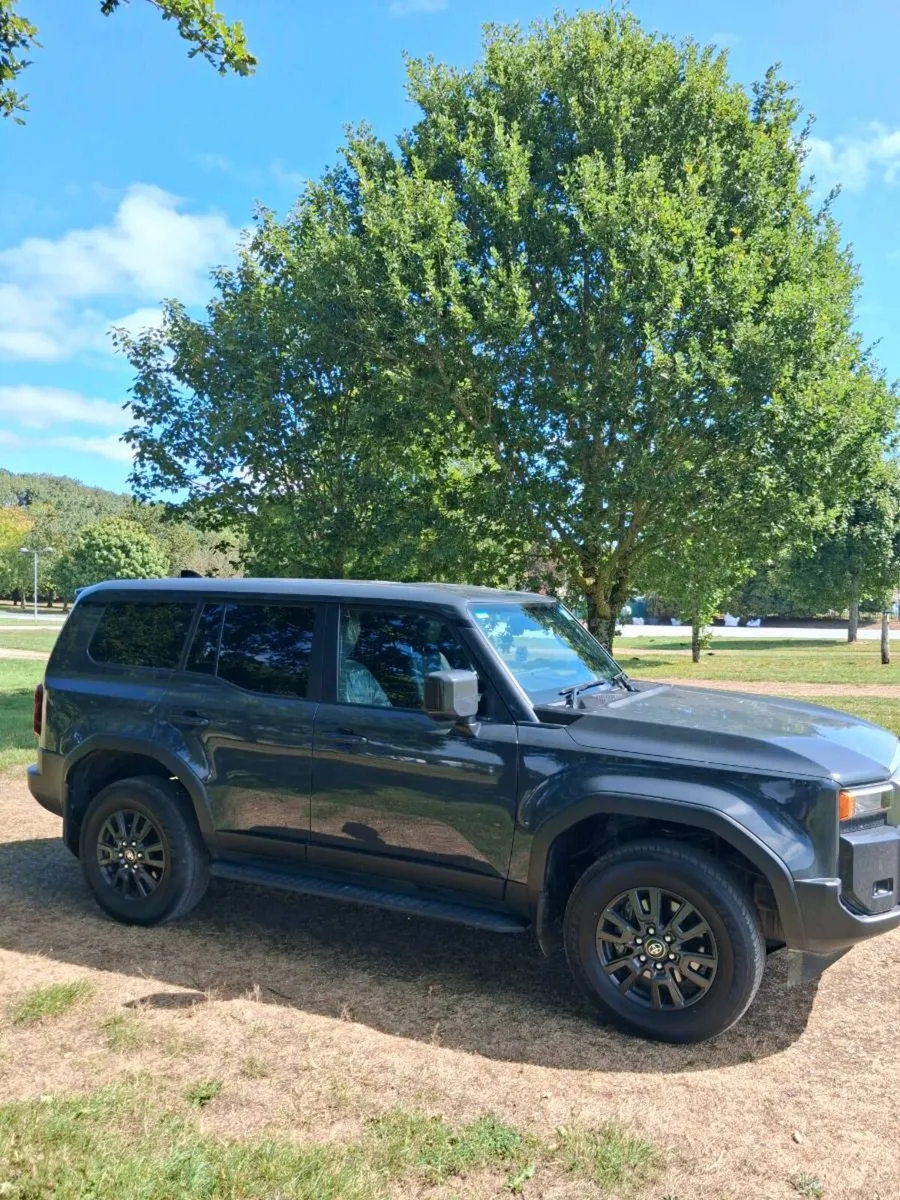 Toyota Landcruiser - Image 3