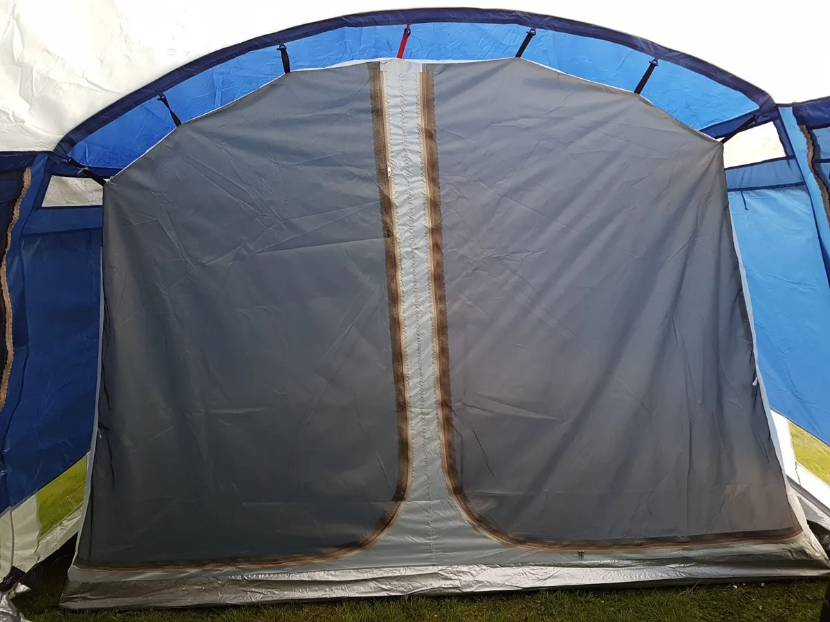 Big family tent - Image 2