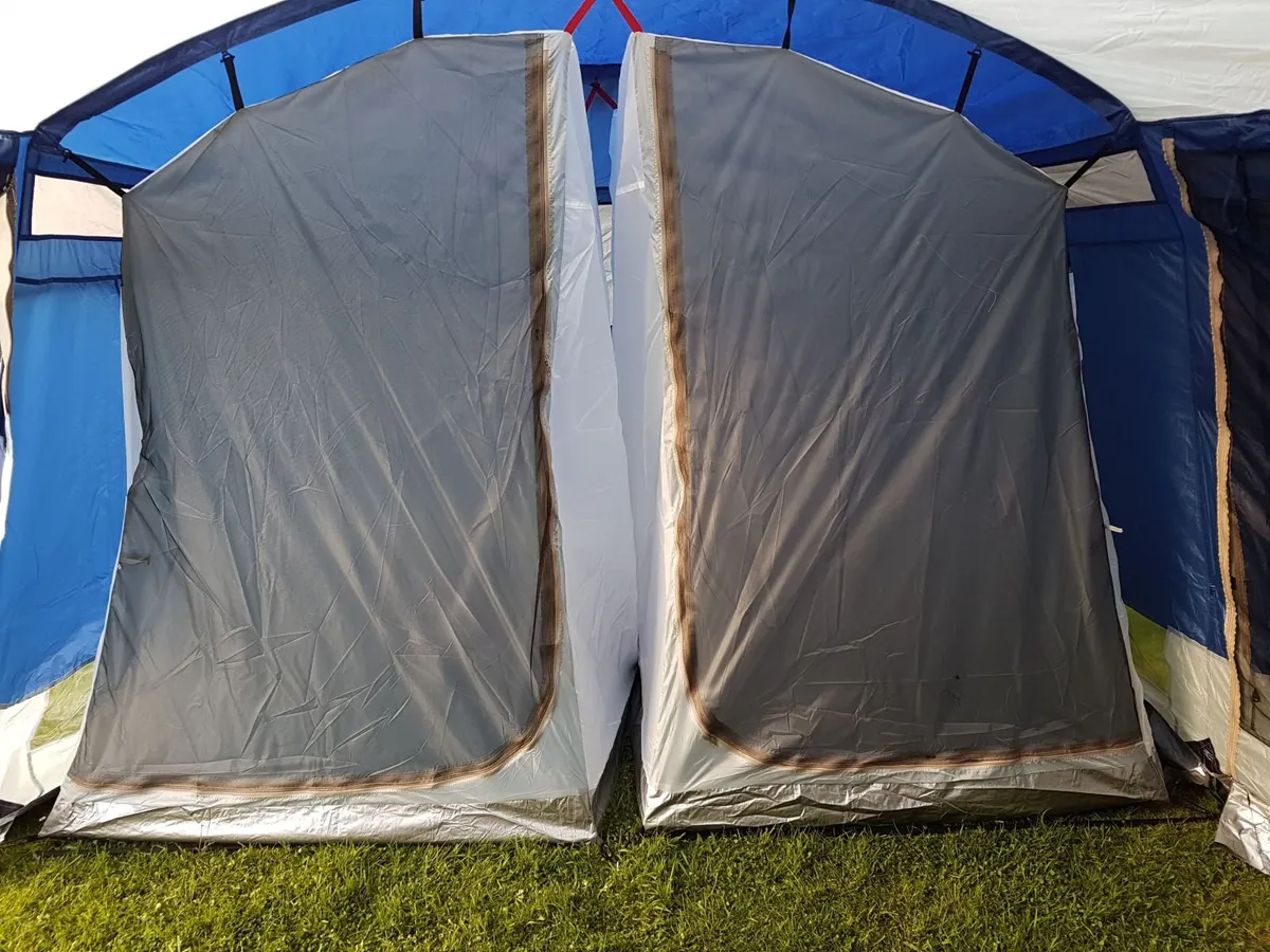 Big family tent - Image 3