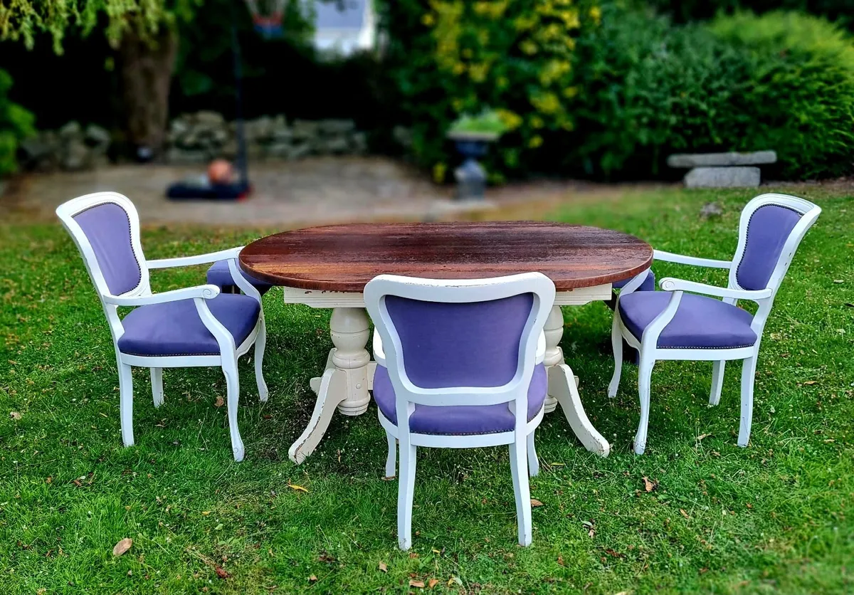 Kitchen table, chairs and bench - Image 1