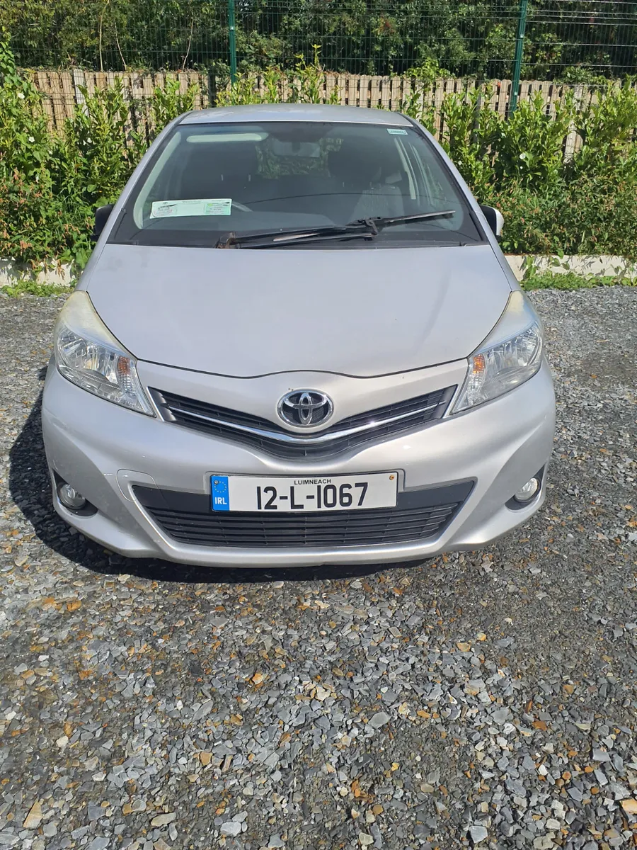 Toyota Yaris 2012 - Image 1