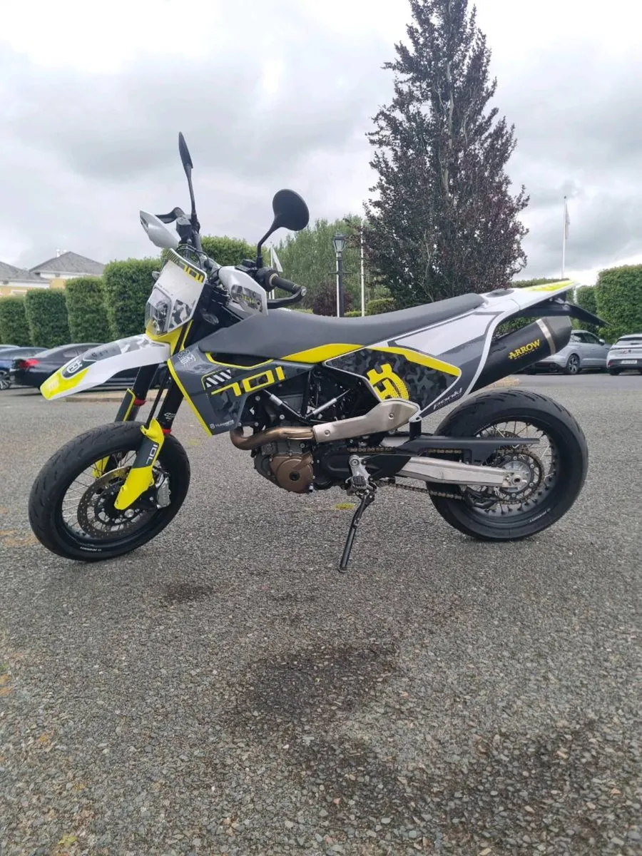 212 Husqvarna 701 - Image 1