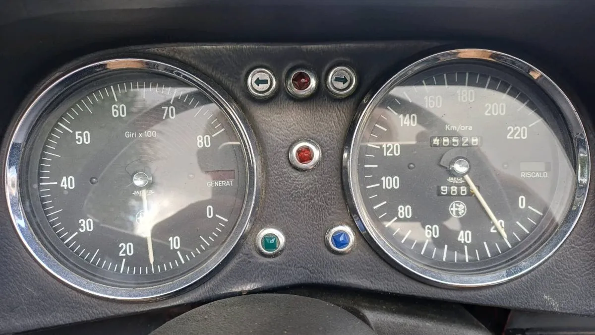 Alfa Romeo Spider - Image 2