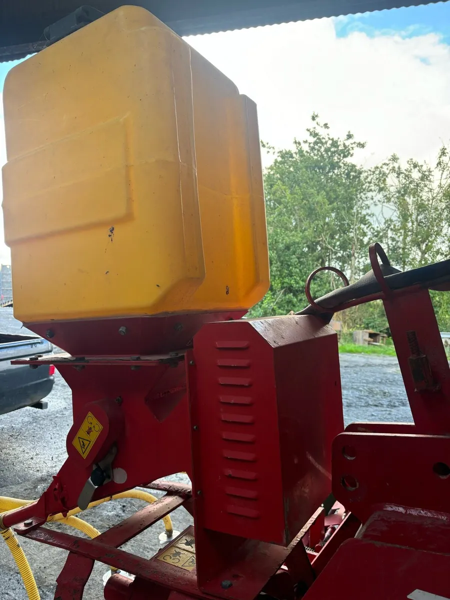 Spaldings air seeder - Image 3