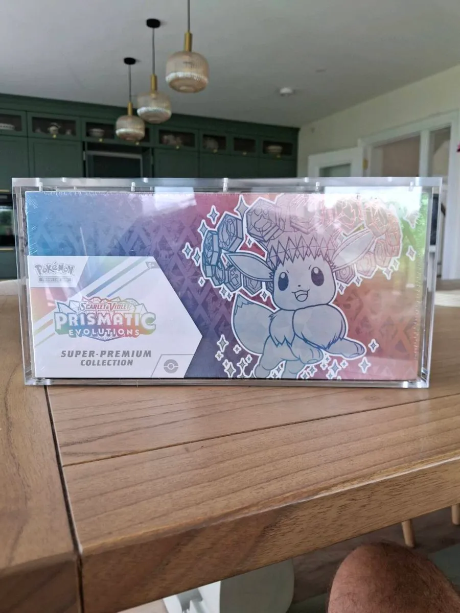 Prismatic Evolutions Super Collection Box - Image 1