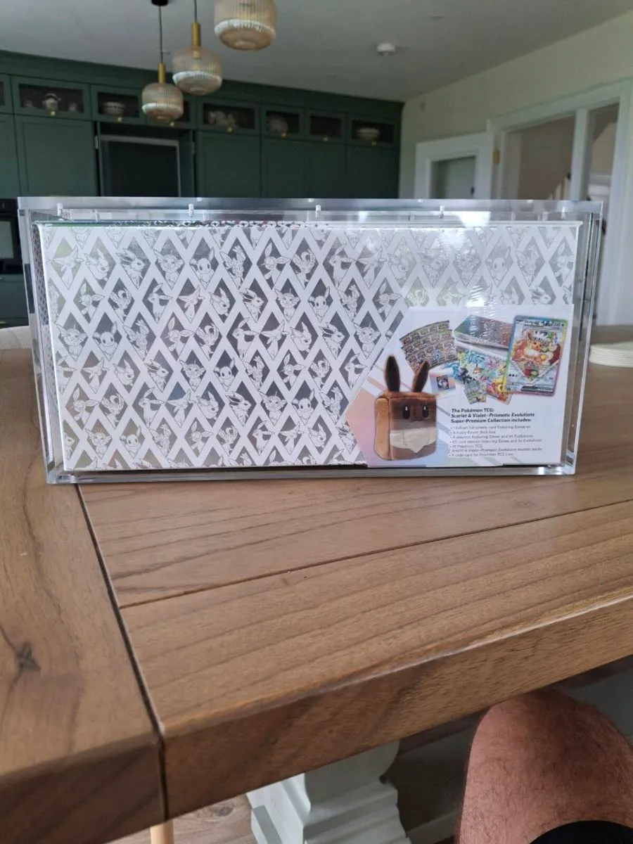 Prismatic Evolutions Super Collection Box - Image 2