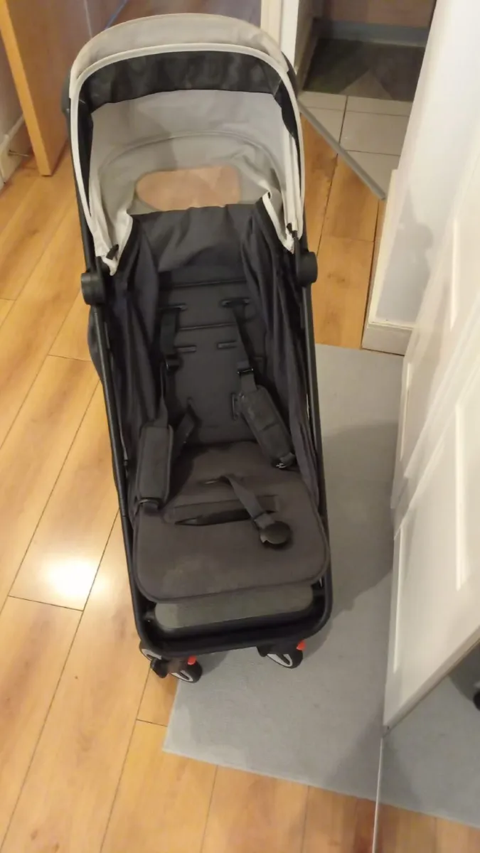 CABIN-APPROVED FOLDABLE STROLLER & many baby items - Image 2
