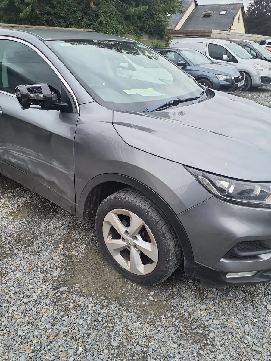 Nissan Qashqai 2018 - Image 2