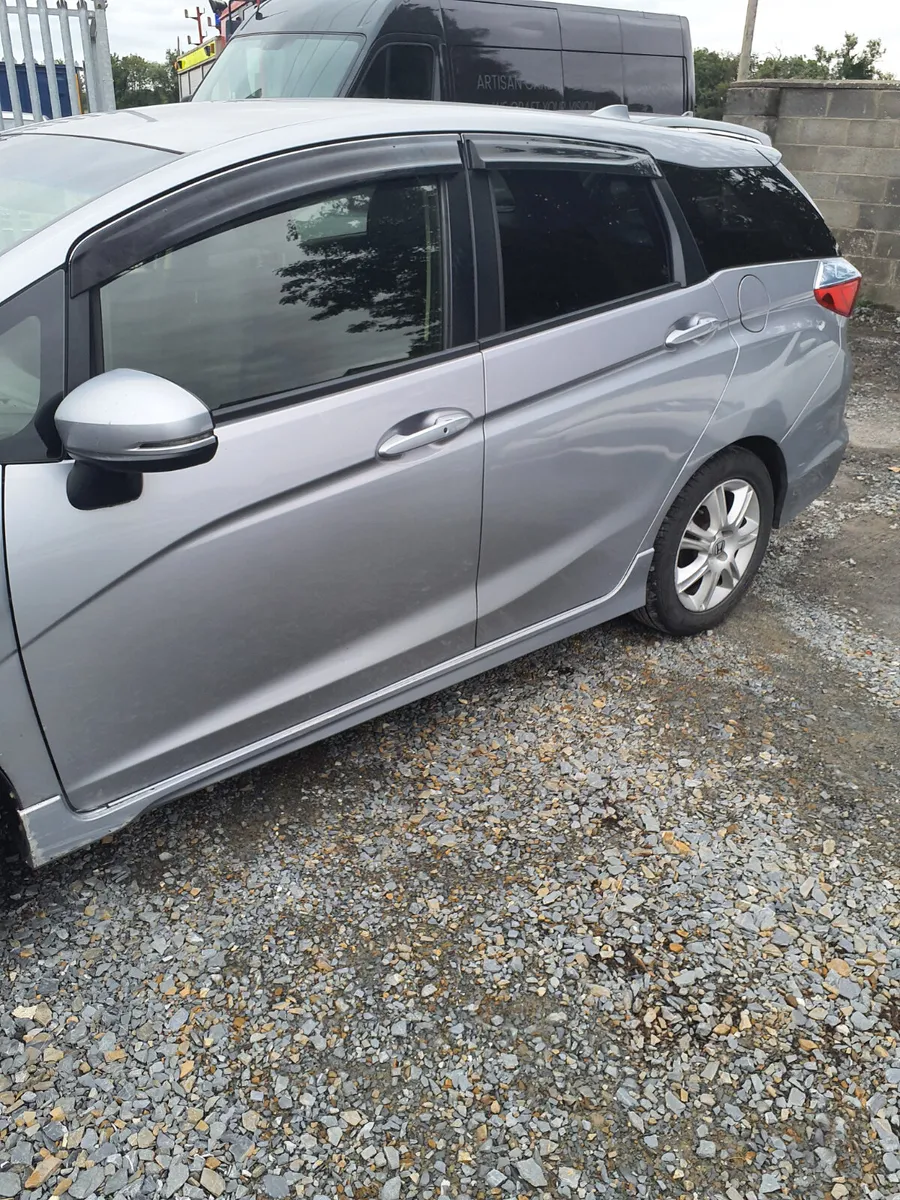 Honda shuttle 2017 - Image 3