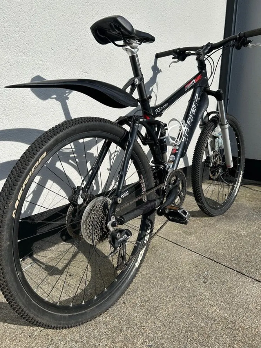 Trek Fuel EX 5.5 full-suspension mountain bike - Image 2