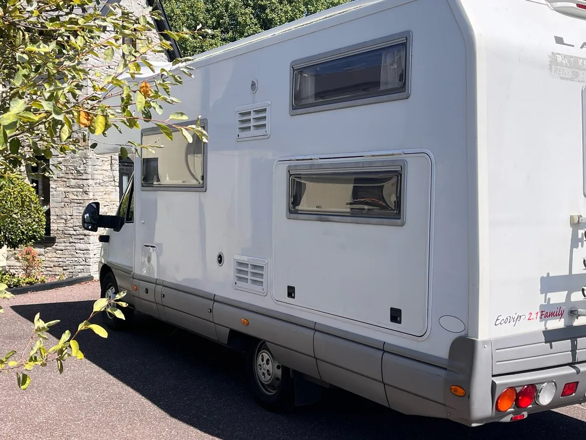 Laika Ecovip 2.1 Family Motorhome - Image 3