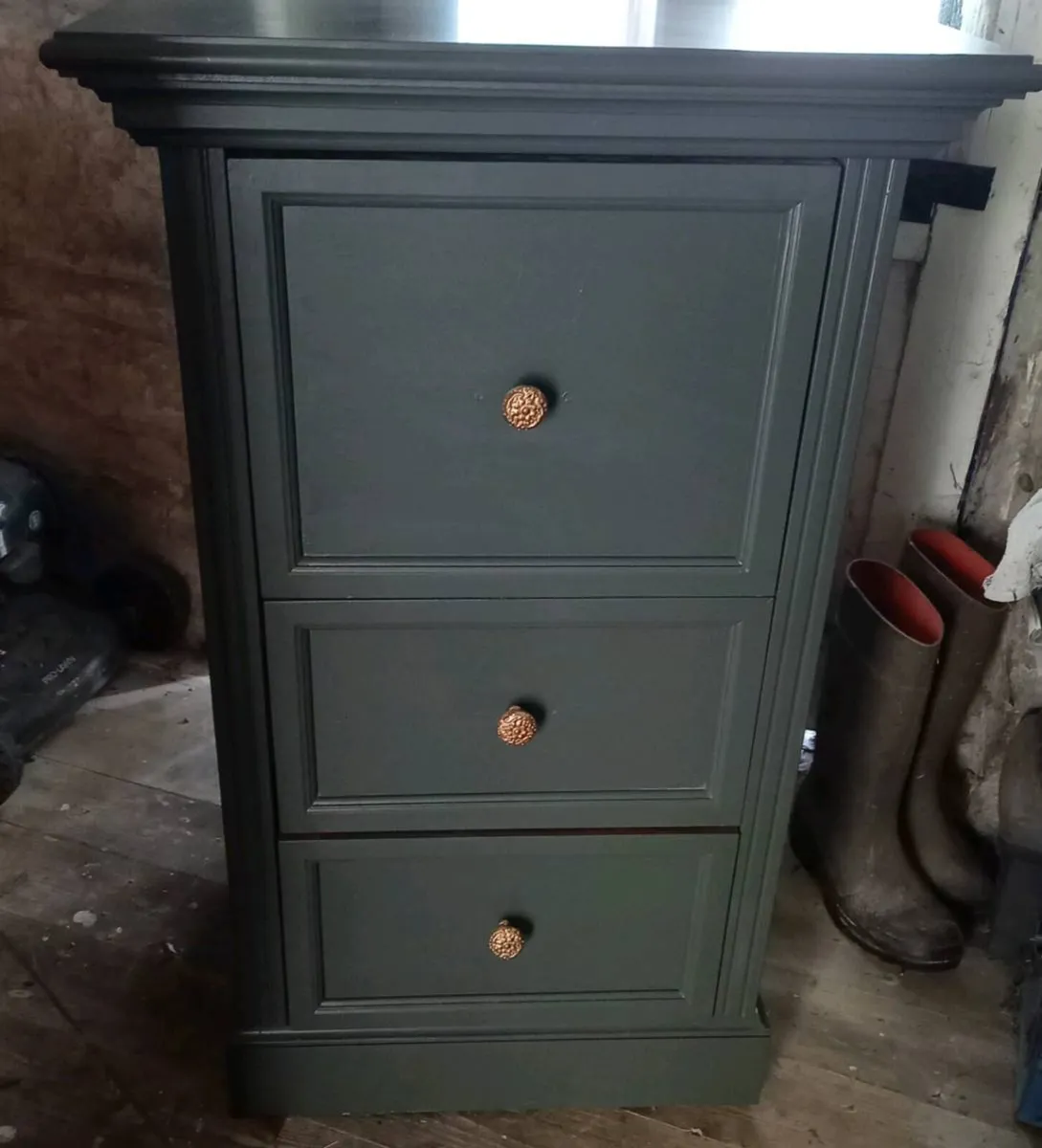 Extra tall locker/press - Image 1