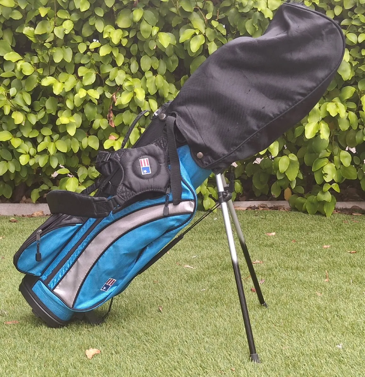 US Kids Golf Set for Boys and Girls - Image 2