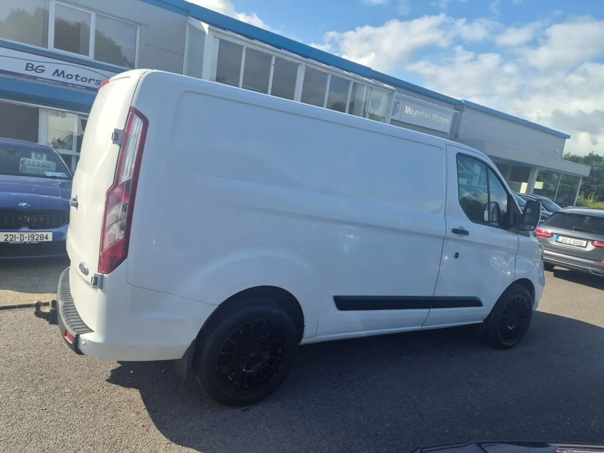 Ford Transit Custom 280 SWB Trend 2.0 130PS - Image 4