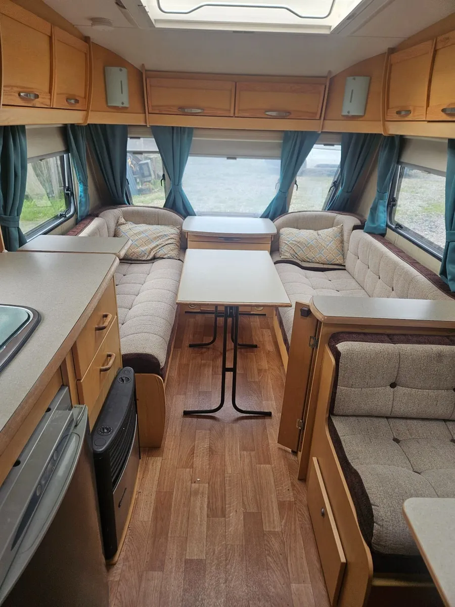 2010 caravan very good condition VANLANDER 524 - Image 1