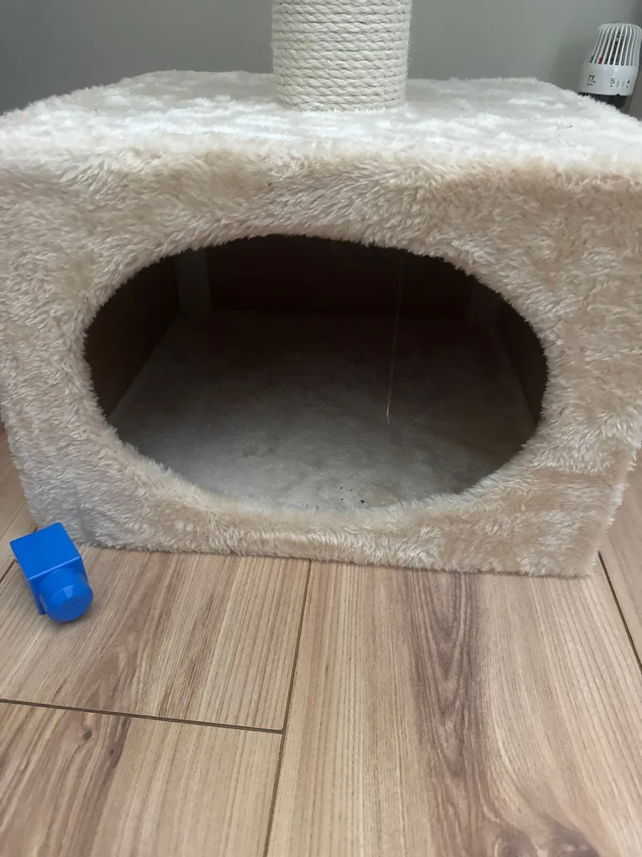 Badalona Scratching Post 109cm Beige - Image 2