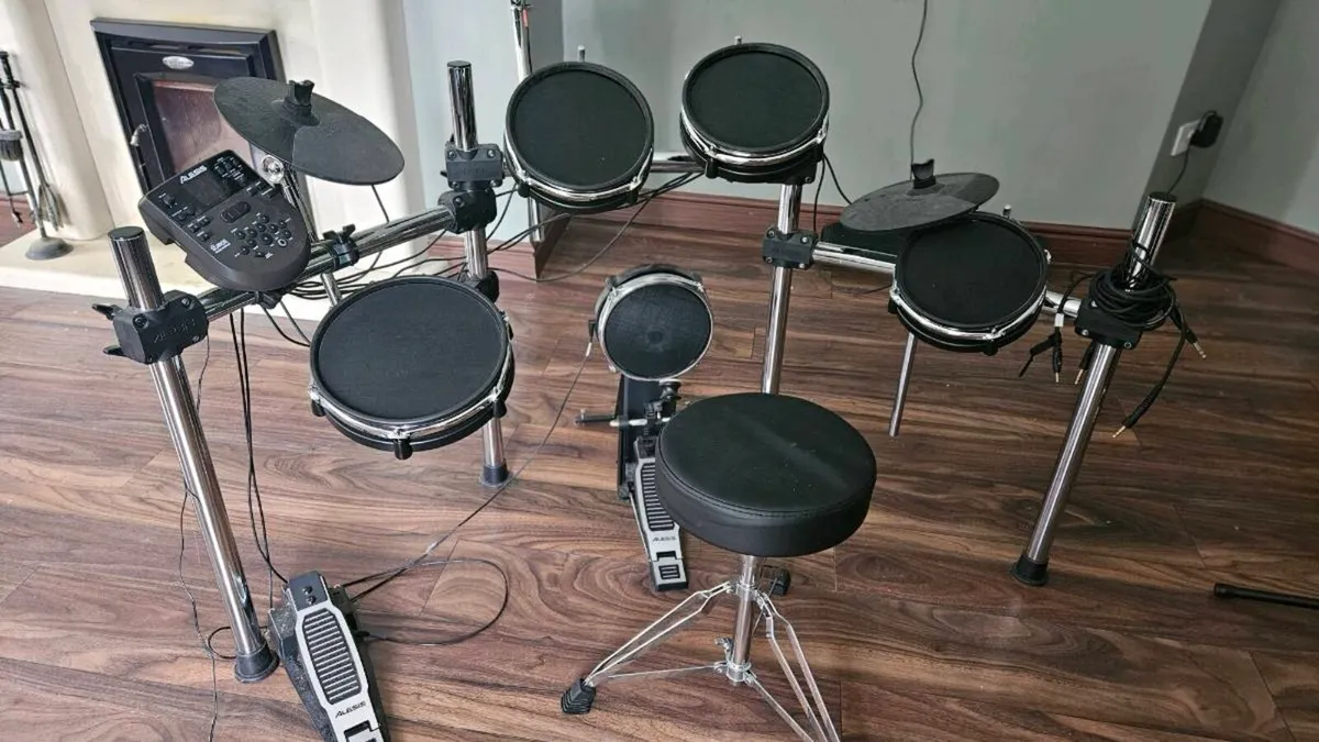 Electronic Drumkit - Image 4