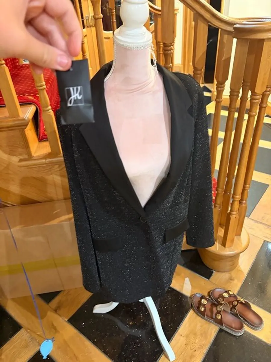 blazer - Image 2
