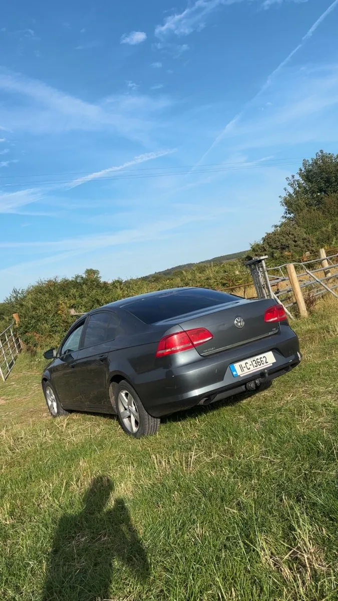 Passat 1.6L 2011 - Image 2