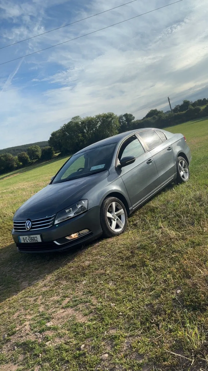 Passat 1.6L 2011 - Image 1