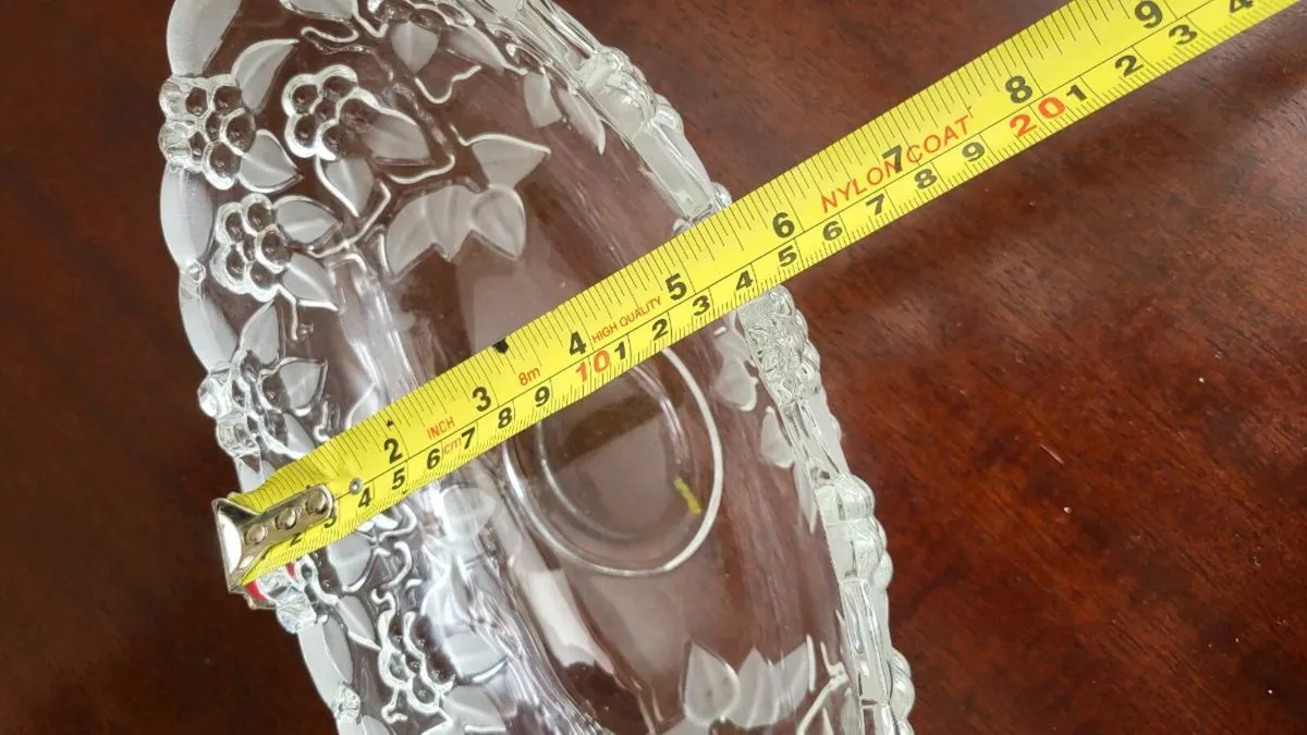 Mikasa Carmen decorative bowl. - Image 2