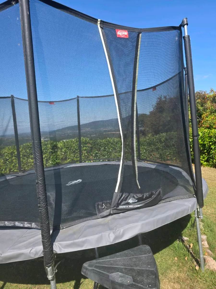 Berg Trampoline - Image 2
