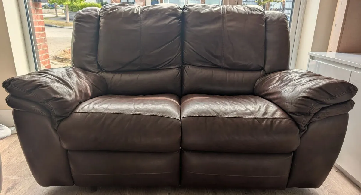 Genuine Italian Leather 3-Piece Reclining Suite - Image 2
