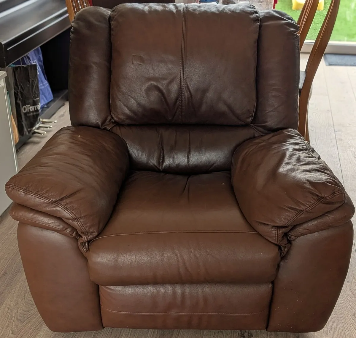 Genuine Italian Leather 3-Piece Reclining Suite - Image 3