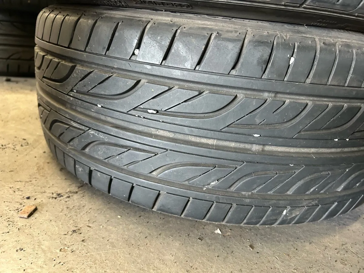 Tyres - Image 3