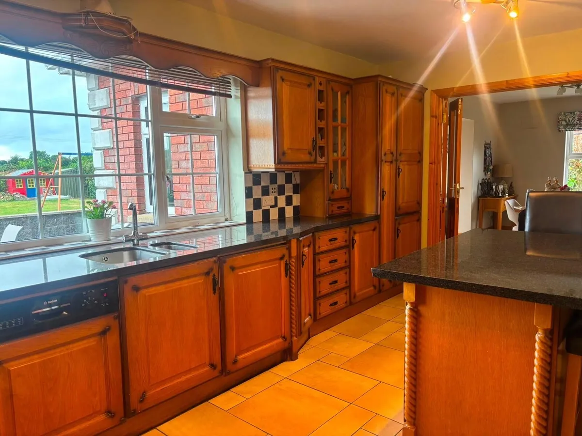 Solid wood kitchen and black granite worktop - Image 2