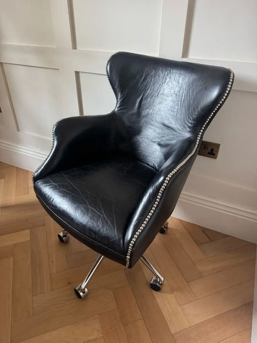 Beautiful Leather Office Swivel Chair - Image 2