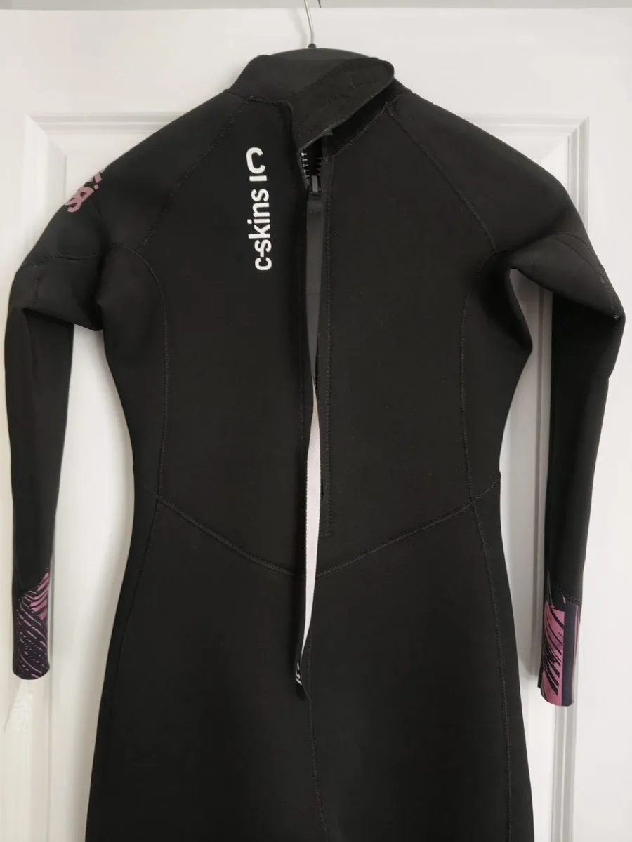 Woman's C-Skin Wet suit - Image 1